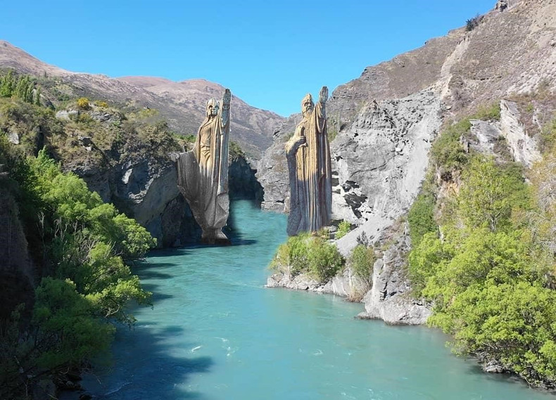 Queenstown (New Zealand) setting for The Lord of the Rings