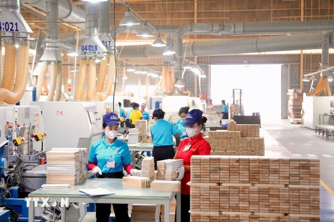 A wood processing plant of the Y-A Chau Industrial Door Co., Ltd. in Tan Uyen City, Binh Duong Province (Photo: VNA)