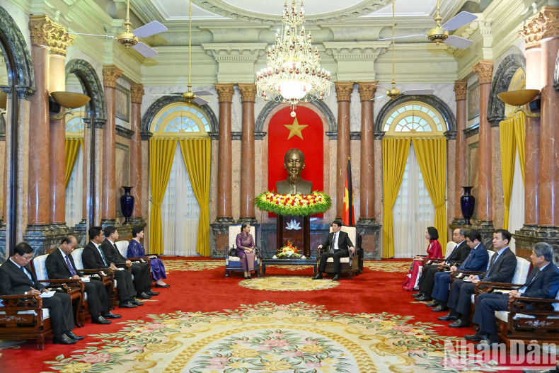 An overview of the reception.