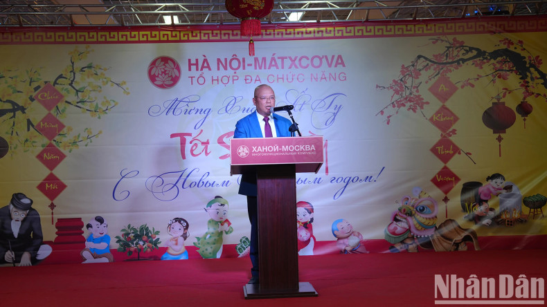 General Director of Incentra Investment Company Nguyen Canh Hong Linh shares that the past year was full of challenges; however, with determination, the overseas Vietnamese overcame them, working together to build a united and strong community, abiding by the law, and integrating well into the local society. General Director of Incentra Investment Company Nguyen Canh Hong Linh shares that the past year was full of challenges; however, with determination, the overseas Vietnamese overcame them, working together to build a united and strong community, abiding by the law, and integrating well into the local society.