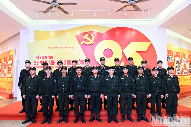 The Communist Party of Vietnam was founded on February 3, 1930. Just one month after this momentous event, the Hanoi Party Committee was established on March 17, 1930. Under the leadership of the Party, headed by President Ho Chi Minh, the Hanoi Municipal Party Committee and its people have always upheld a tradition of unity and relentless struggle for national liberation, contributing to the protection of the country’s sovereignty and the development of the capital city. The Communist Party of Vietnam was founded on February 3, 1930. Just one month after this momentous event, the Hanoi Party Committee was established on March 17, 1930. Under the leadership of the Party, headed by President Ho Chi Minh, the Hanoi Municipal Party Committee and its people have always upheld a tradition of unity and relentless struggle for national liberation, contributing to the protection of the country’s sovereignty and the development of the capital city.