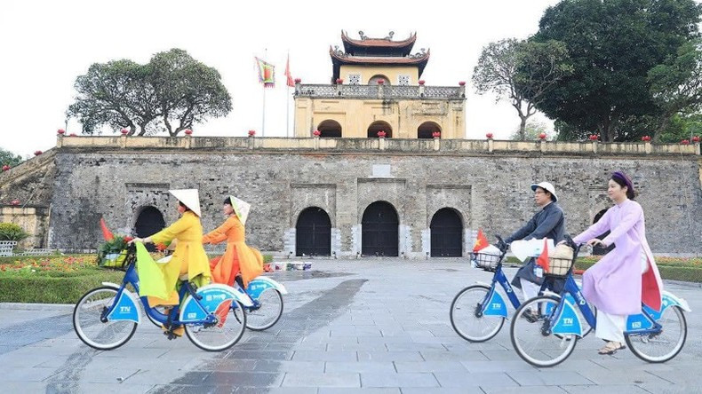 Thang Long Imperial Citadel is one of the most attractive destinations in Hanoi. Thang Long Imperial Citadel is one of the most attractive destinations in Hanoi.