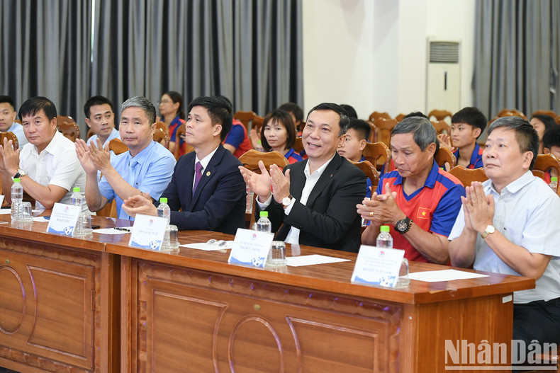 The delegates at the meeting. The delegates at the meeting.