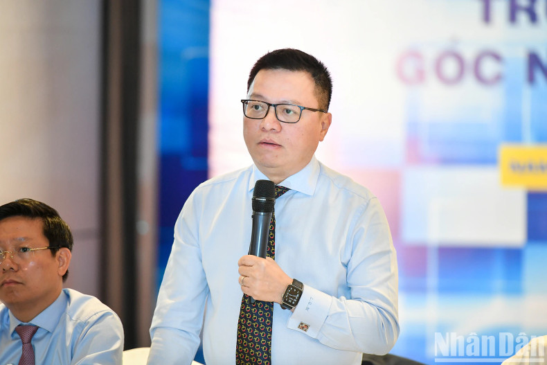 Editor-in-Chief of Nhan Dan Newspaper Le Quoc Minh speaks at the forum. Editor-in-Chief of Nhan Dan Newspaper Le Quoc Minh speaks at the forum.