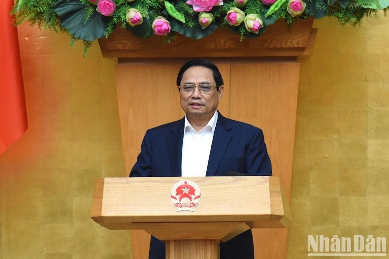 Prime Minister Pham Minh Chinh chairs the session. (Photo: NDO) Prime Minister Pham Minh Chinh chairs the session. (Photo: NDO)