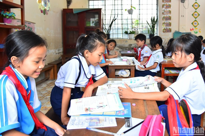 Each school grad has a sufficient number of classes appropriate to the age of the students. Each school grad has a sufficient number of classes appropriate to the age of the students.