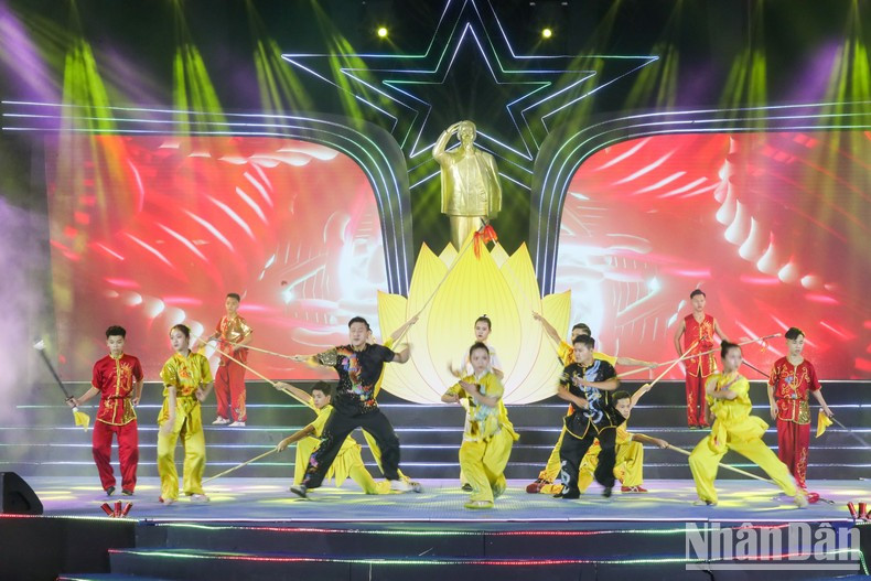 Cultural performances are performed by the athletes themselves. Cultural performances are performed by the athletes themselves.