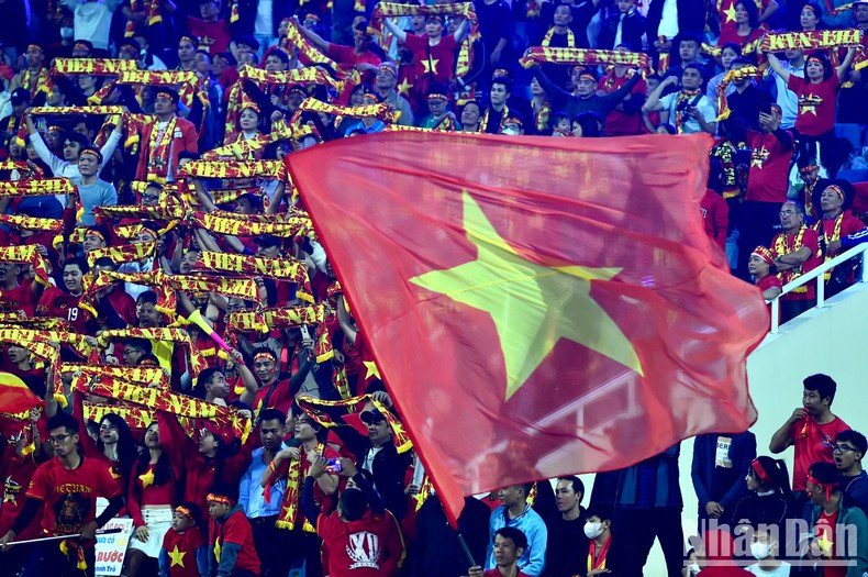 Vietnamese spirit helps the team have a firm mentality. Vietnamese spirit helps the team have a firm mentality.