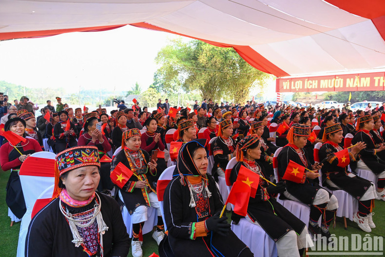 The locals in Chan Son Commune attend the ceremony.