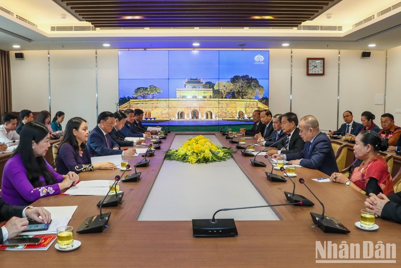 An overview of the reception.