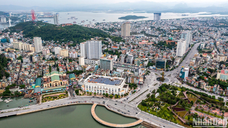 During its development journey, Ha Long City has had many comprehensive changes in appearance, economy, and society with strong breakthroughs. (Photo: THANH DAT)