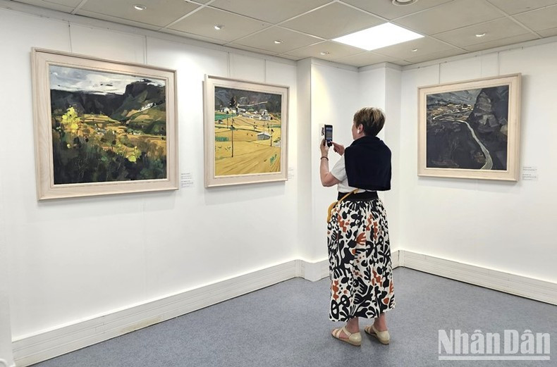 A corner of the exhibition. (Photo: MINH DUY) A corner of the exhibition. (Photo: MINH DUY)