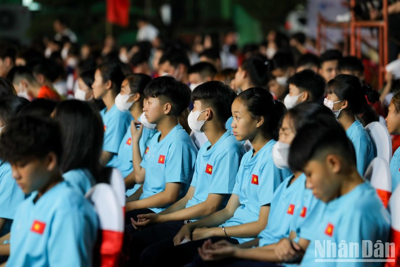 Members of the Vietnam sports delegation attend the ceremony. Members of the Vietnam sports delegation attend the ceremony.