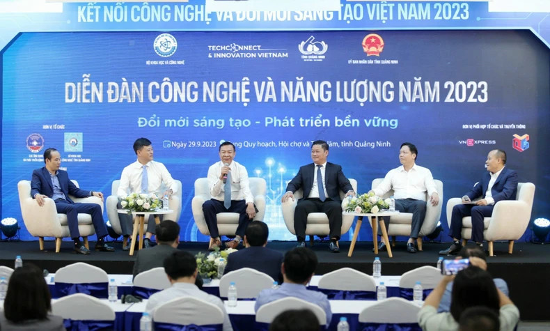 The forum discusses on solutions and supports for the policies of Vietnam in research and application of energy technology.