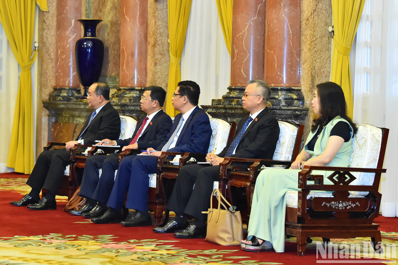Vietnamese delegates at the reception.