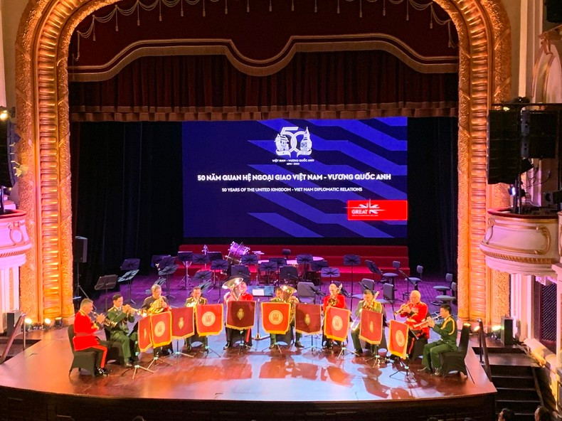 A performance at the ceremony A performance at the ceremony