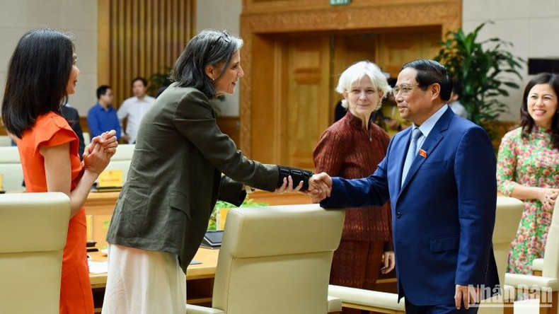 PM Pham Minh Chinh and other delegates. (Photo: NDO)