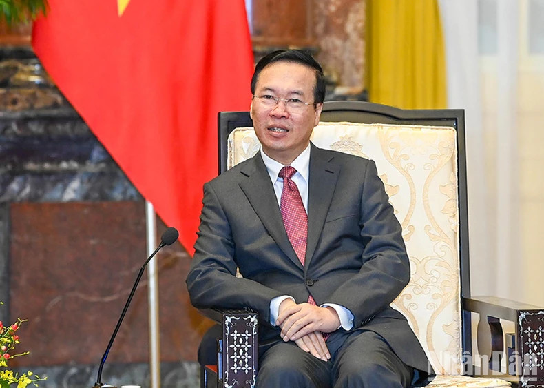 President Vo Van Thuong speaks at the reception.