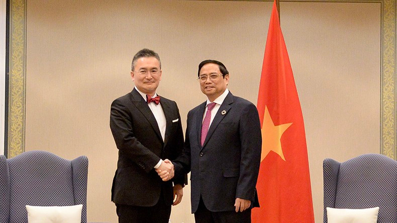 PM Pham Minh Chinh (right) receives Hamamoto Hirotaka, President & CEO of Mitsui Oil Exploration Co., Ltd. (Photo: NDO) PM Pham Minh Chinh (right) receives Hamamoto Hirotaka, President & CEO of Mitsui Oil Exploration Co., Ltd. (Photo: NDO)