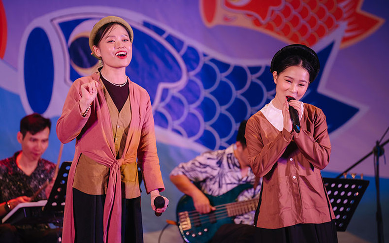 An art performance at the festival An art performance at the festival