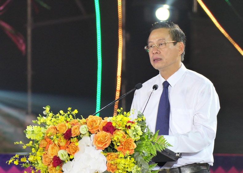 Chairman of Ha Giang Provincial People’s Committee Nguyen Van Son speaks at the ceremony. (Photo: NDO)