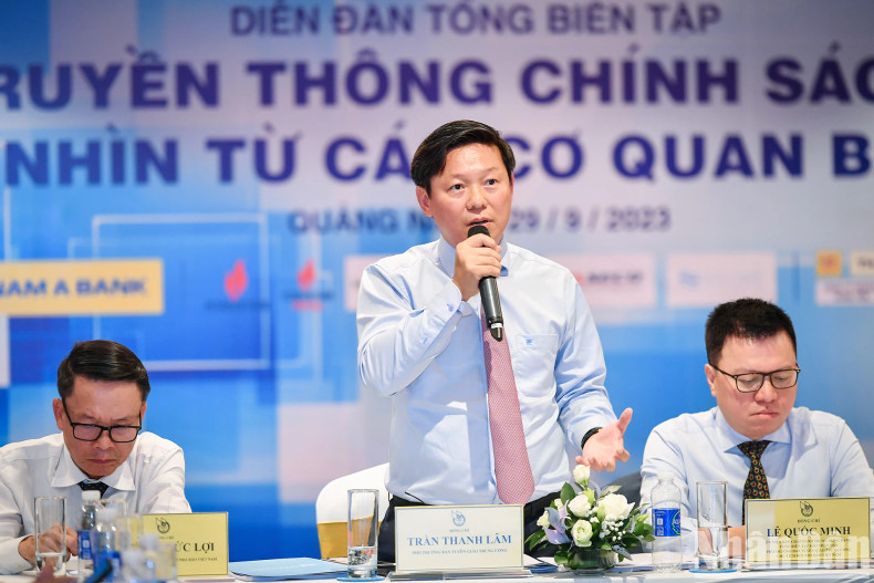 Deputy Head of the PCC’s Commission for Communications and Education Tran Thanh Lam speaks at the forum. Deputy Head of the PCC’s Commission for Communications and Education Tran Thanh Lam speaks at the forum.