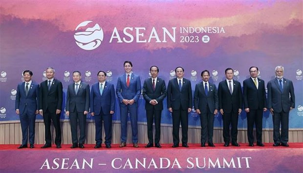 ASEAN and Canadian leaders at the summit in Jakarta on September 6. (Photo: VNA) ASEAN and Canadian leaders at the summit in Jakarta on September 6. (Photo: VNA)