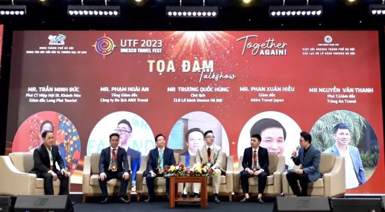 At the forum. (Photo: NDO)