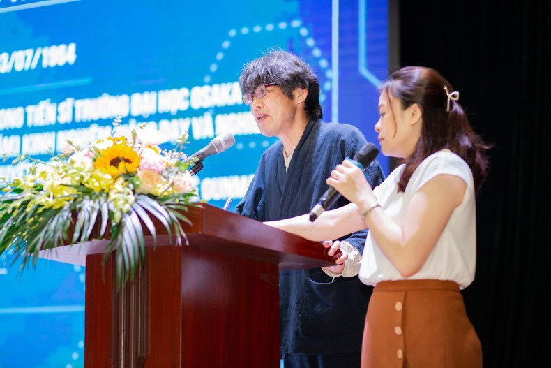 Professor Kou Yamada from Gunma University (Japan) was the senior advisor and companion of the contest.