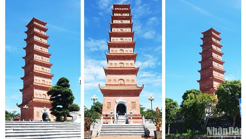 The tower has a square shape, consists of 9 floors and is 37.14m high. It was built with bricks and stones of different sizes. The unique decorative patterns represent the typical art of the Ly Dynasty. The statue of Amitabha Buddha, which is located in the tower’s heart, was modelled after the Amitabha Buddha statue at Phat Tich Pagoda (Bac Ninh).