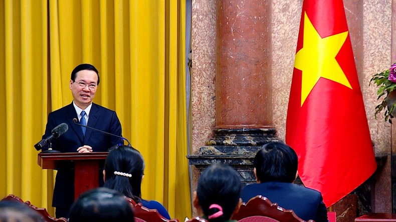 President Vo Van Thuong speaks at the meeting. (Photo: Hong Quan) President Vo Van Thuong speaks at the meeting. (Photo: Hong Quan)
