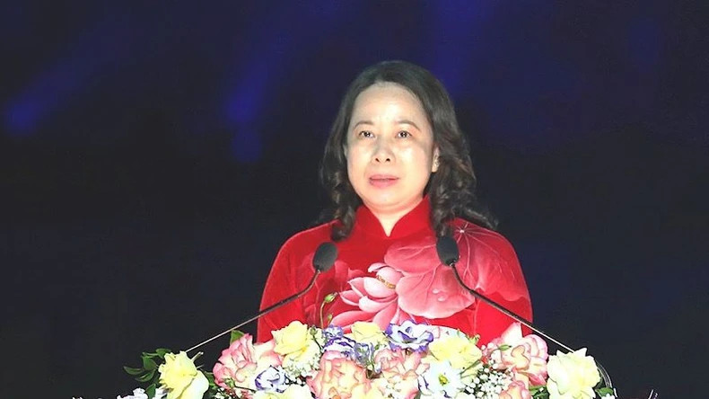 Vice President Vo Thi Anh Xuan speaks at the 2023 Ninh Binh – Trang An Festival. (Photo: TRUONG GIANG)
