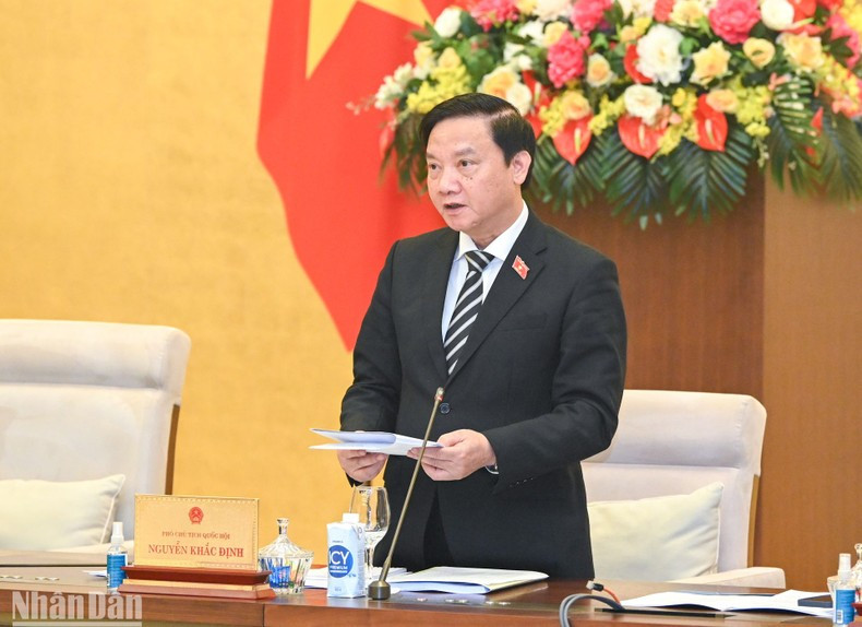 NA Vice Chairman Nguyen Khac Dinh hosts the discussion related to the proposed law building programme for 2024 and the adjustments to the law and ordinance building programme in 2023. NA Vice Chairman Nguyen Khac Dinh hosts the discussion related to the proposed law building programme for 2024 and the adjustments to the law and ordinance building programme in 2023.