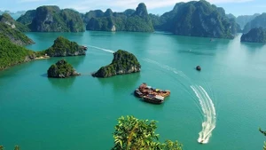 Bai Tu Long Bay in the northern province of Quang Ninh (Photo: vinpearl.com)