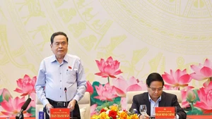 NA Chairman Tran Thanh Man speaks at the meeting of the Standing Boards of the Party Committees of the NA and the Government on September 15. (Photo: VNA)