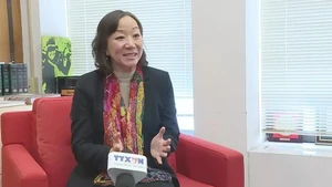 Professor Nguyen Thi Lien Hang, Director of the Weatherhead East Asian Institute at Columbia University in the US, speaks to a Viet Nam News Agency correspondent in New York. (Photo: VNA)