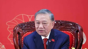 Party General Secretary To Lam at the international press conference to announce the outcomes of the 14th Party Central Committee (Photo: VNA)