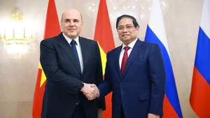Vietnamese PM Pham Minh Chinh (R) holds talks with his Russian counterpart Mikhail Mishustin in Moscow on March 23. (Photo: VNA)