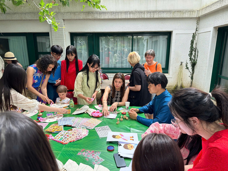 Visitors join a cultural workshop at the event 9.jpg