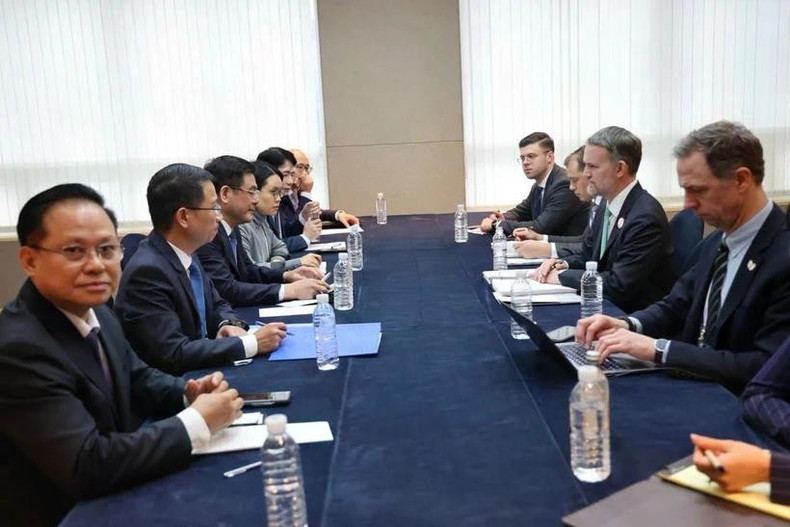Ministerial-level session between Vietnamese Minister of Industry and Trade Nguyen Hong Dien and US Trade Representative Jamieson Greer in May 2025 to implement the negotiation of the Viet Nam-US Reciprocal Trade Agreement (Photo: VNA) vietnam-us.jpg
