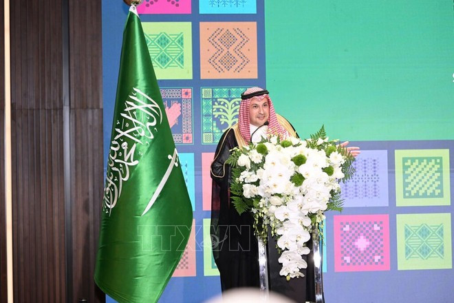 Saudi Ambassador to Viet Nam Mohammed Ismaeil A. Dhalwy speaks at the event. (Photo: VNA) Saudi Ambassador to Viet Nam Mohammed Ismaeil A. Dhalwy speaks at the event. (Photo: VNA)