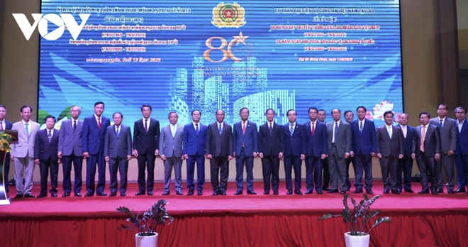 At the meeting to celebrate the 80th anniversary of the Viet Nam People’s Public Security (August 19, 1945 – 2025) in Vientiane on August 13 (Photo: VNA) At the meeting to celebrate the 80th anniversary of the Viet Nam People’s Public Security (August 19, 1945 – 2025) in Vientiane on August 13 (Photo: VNA)