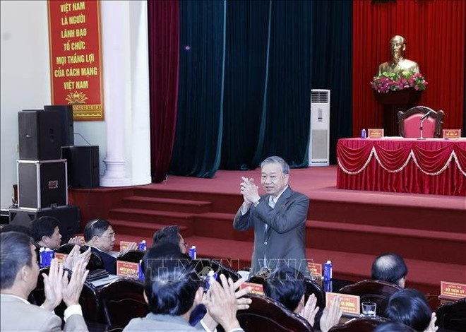 Party General Secretary To Lam at the meeting with Hung Yen voters on December 15, 2025 (Photo: VNA)