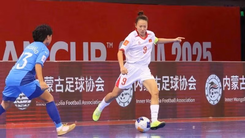 Viet Nam becomes the first team to qualify for the quarterfinals of the AFC Women’s Futsal Asian Cup 2025 after its victory against the Philippines on May 9. (Photo: VFF)