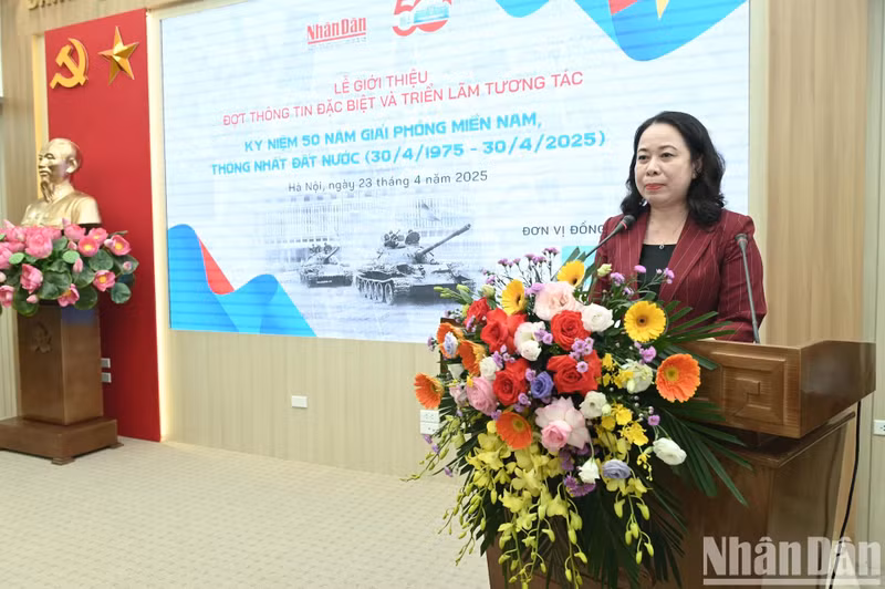 Vo Thi Anh Xuan, Member of the Party Central Committee and Vice President of Vietnam, praises Nhan Dan Newspaper for its thorough and meticulous preparations in organising this special information campaign across its publications.