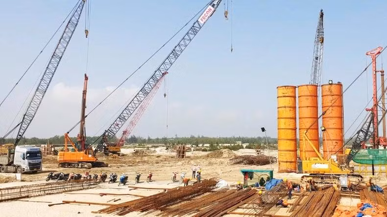 The construction site of My Thuy Deep-Water Port in Hai Lang District