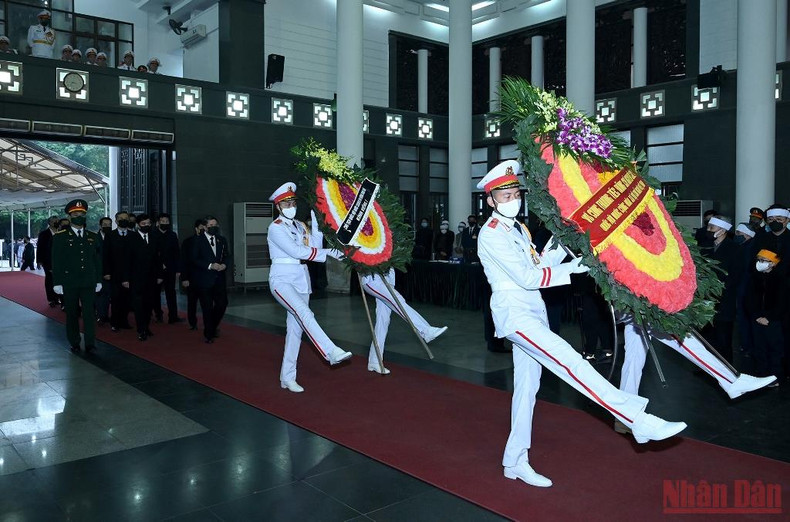Memorial services held for former Deputy Prime Minister Nguyen Con ảnh 5 Memorial services held for former Deputy Prime Minister Nguyen Con ảnh 5