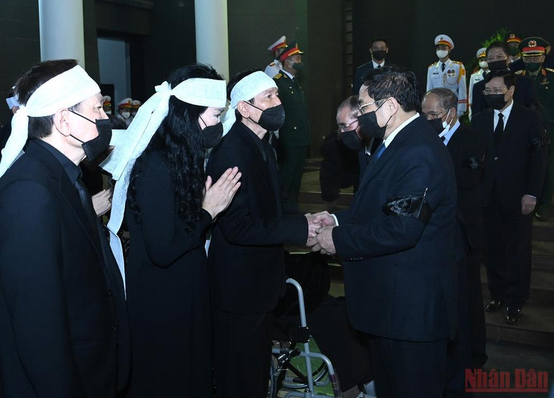 Memorial services held for former Deputy Prime Minister Nguyen Con ảnh 3 Memorial services held for former Deputy Prime Minister Nguyen Con ảnh 3