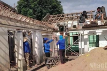 Joining hands to eliminate temporary and dilapidated houses for the poor