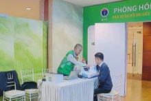 Medical staff have maintained a high level of focus on providing health care for delegates attending the 14th National Party Congress.